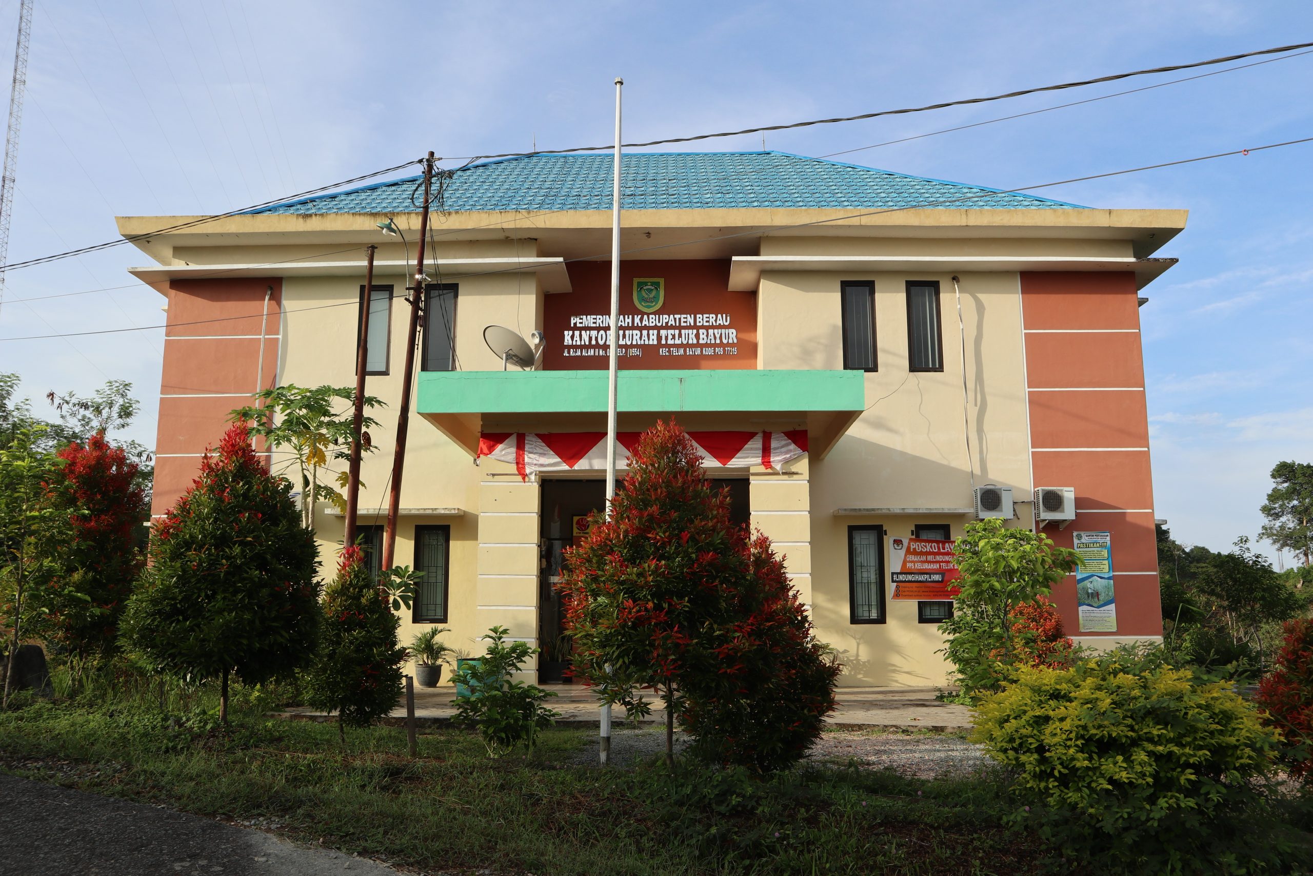 Kantor_Kelurahan_Teluk_Bayur,_Berau